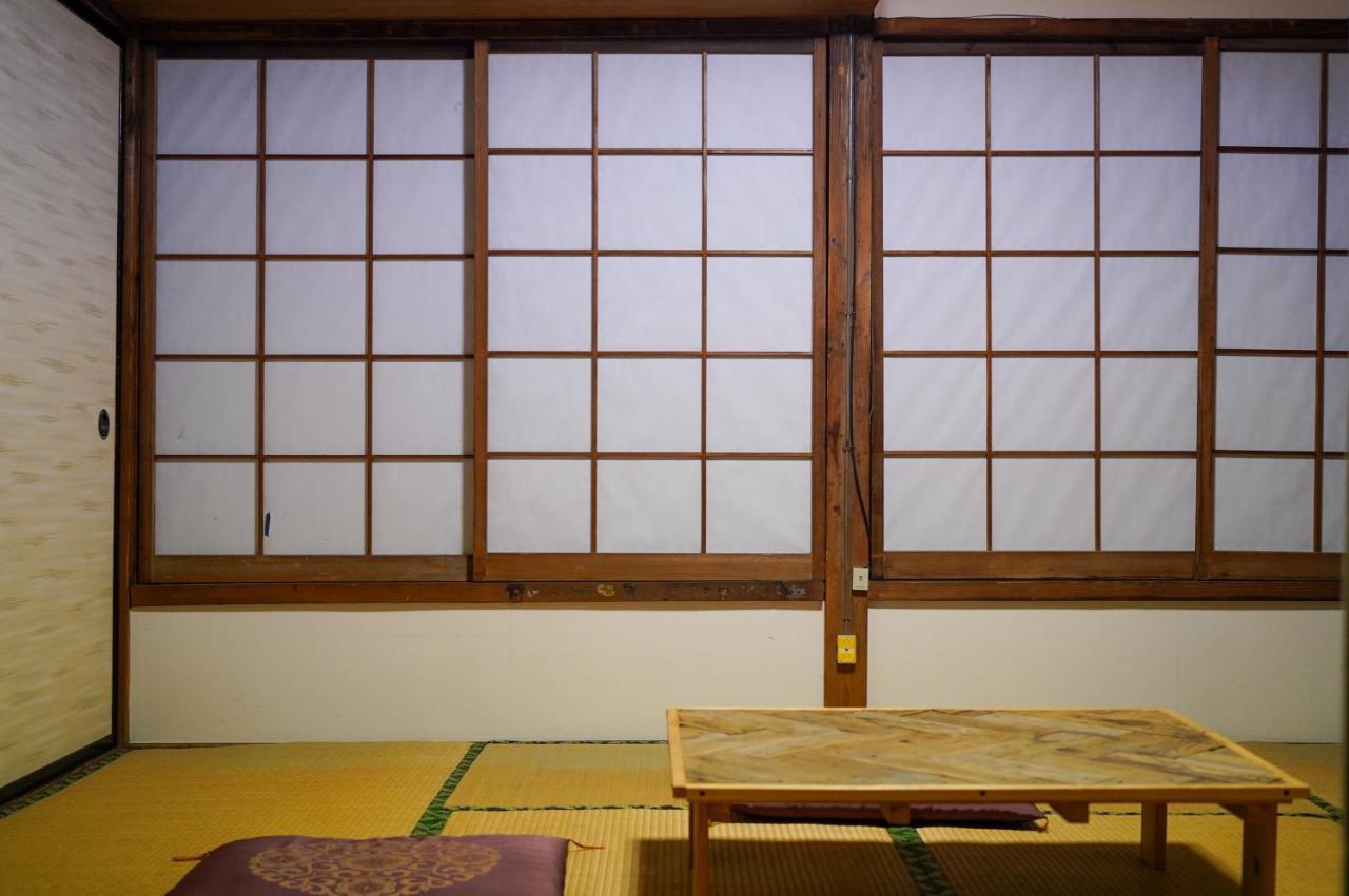 Kakurega Guest House Aizuwakamatsu Eksteriør billede