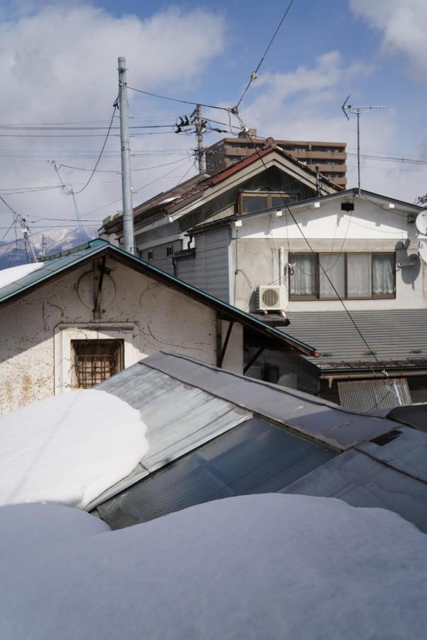 Kakurega Guest House Aizuwakamatsu Eksteriør billede